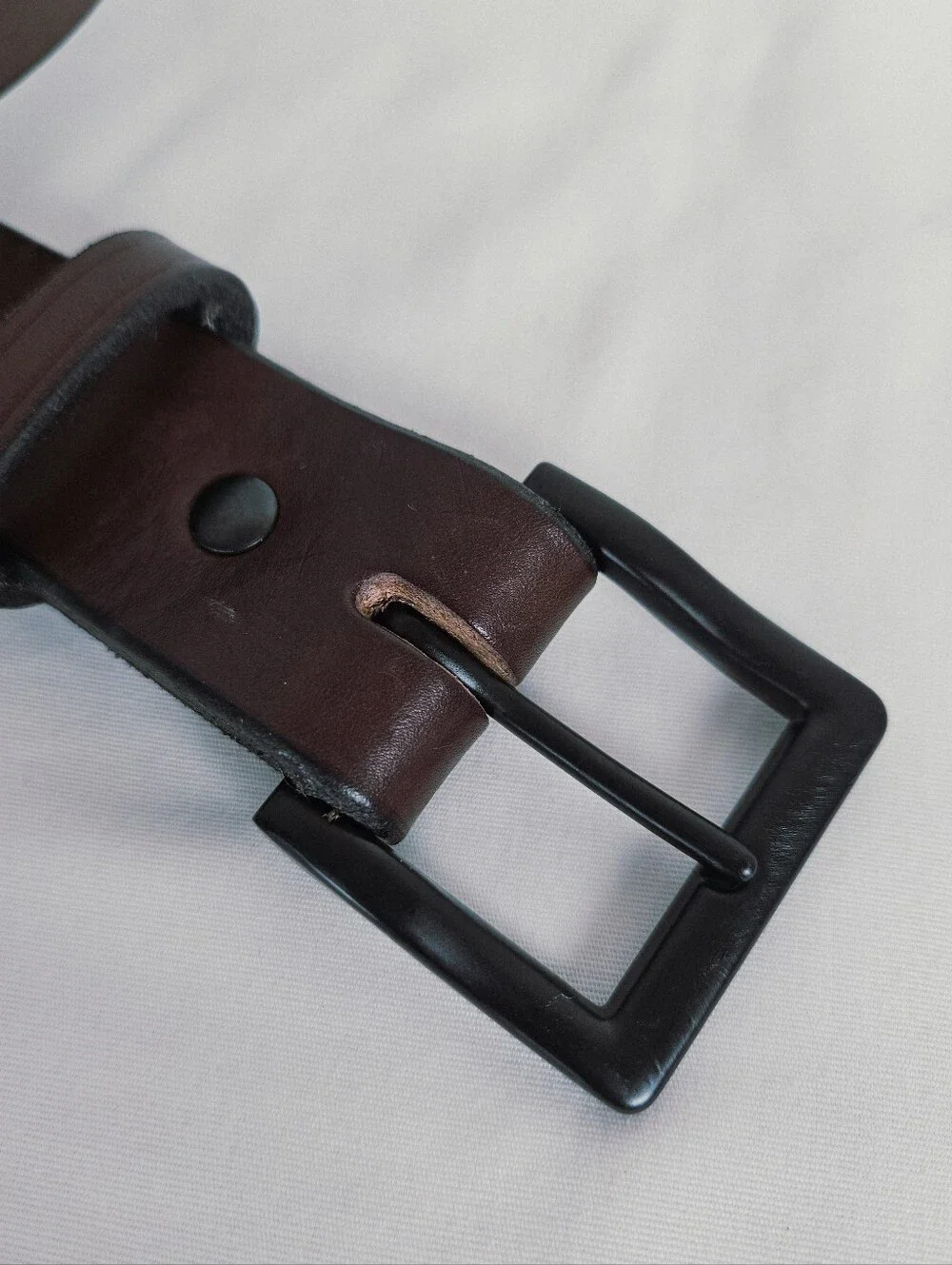 Classic Men's Brown Leather Belt with Matte Black Buckle Sz 34